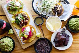 Things to Do in Orlando, Florida: Theme Parks, Local Food & Hidden Gems You’ll Love